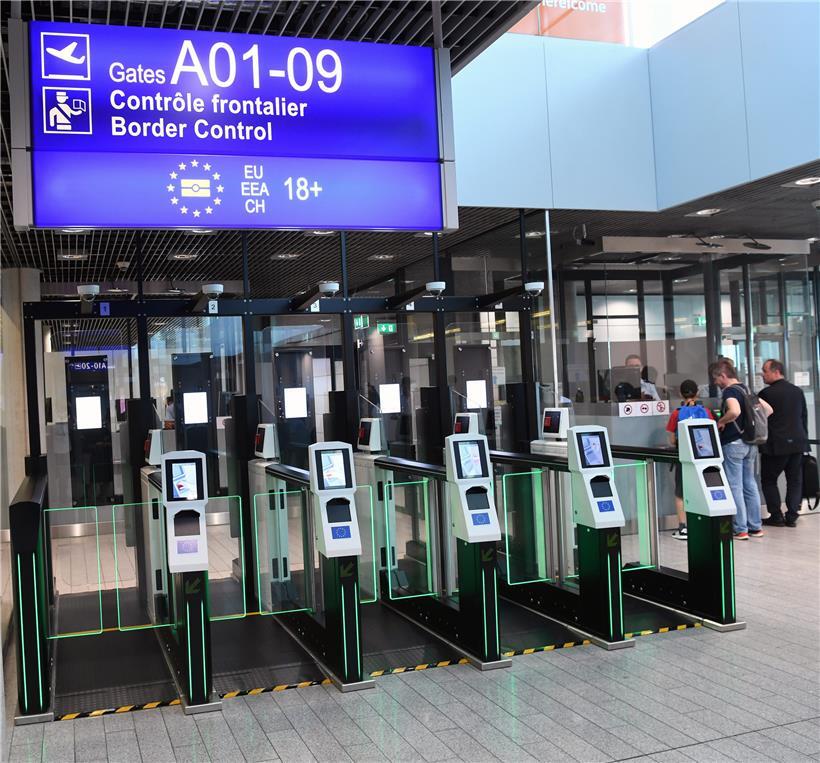 Am Flughafen gibt es nun Gutscheine – allerdings nicht für abgesagte Flüge.
