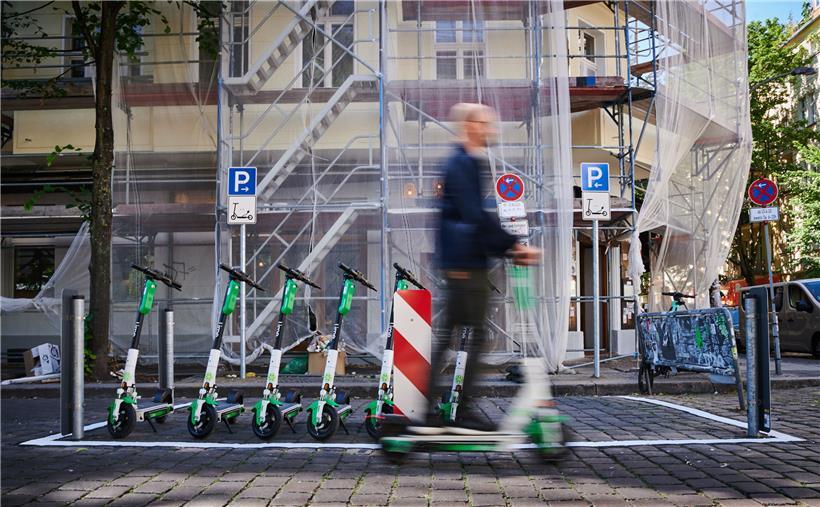 Am Montag flüchtete ein E-Scooter-Fahrer vor der Polizei
