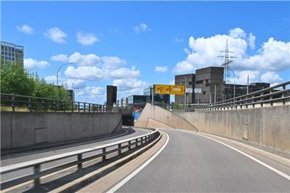 Am Sonntag und zum Teil auch am Montag war der Tunnel unter dem Kreisverkehr Serra nicht befahrbar
