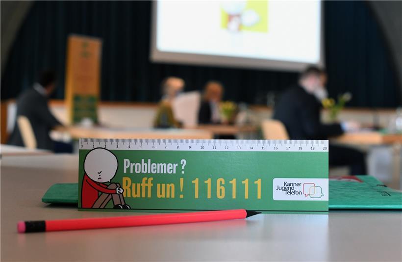 Am internationalen „Child Helpline Day“ stellte das „Kanner- a Jugendtelefon“ seine neue Webseite und eine neue Beratungsform über Chat vor. Zudem zog das KJT Bilanz und stellte vermehrt Ängste bei den jungen Menschen fest.
