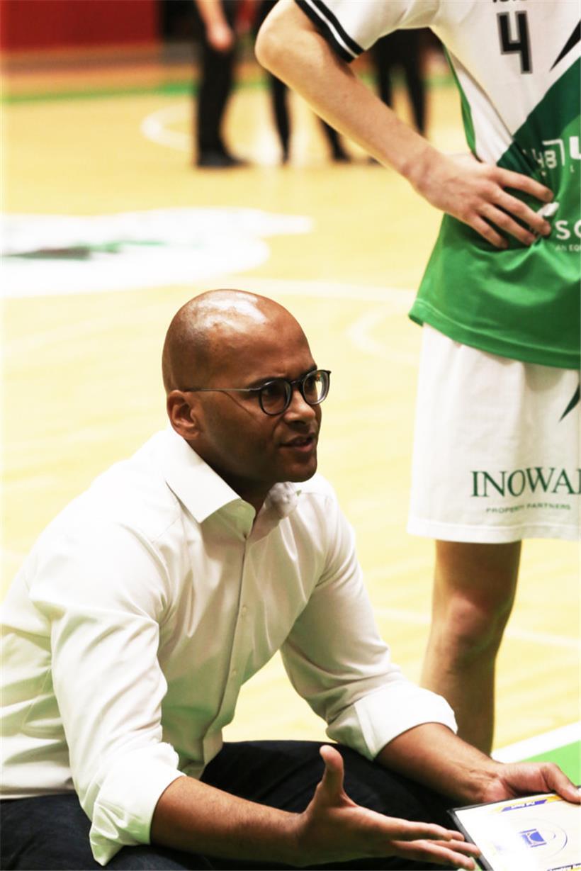 Amadeo Dias ist genervt
