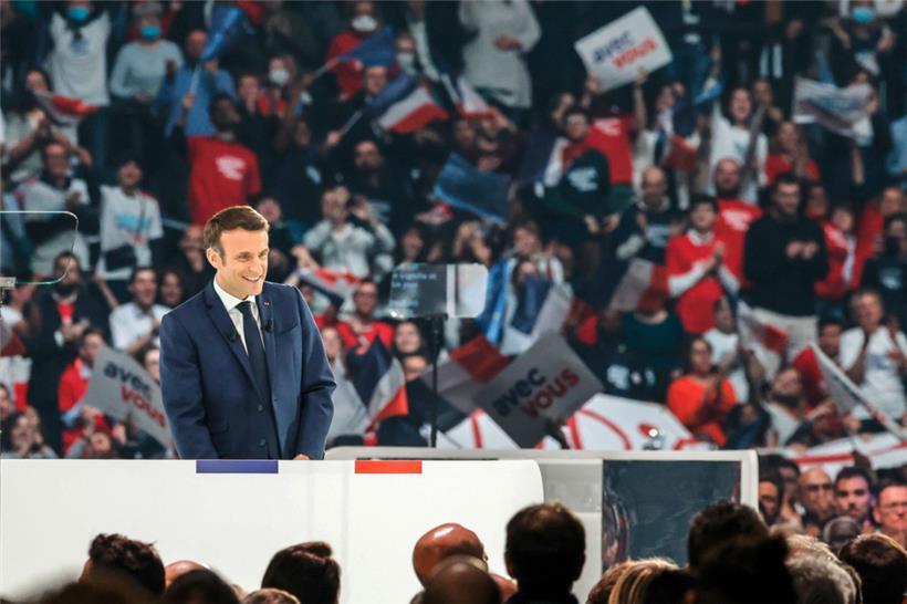 Amtsinhaber Emmanuel Macron liegt in den Umfragen zur Präsidentschaftswahl in Frankreich zwar vorne, er warnte seine Anhänger jedoch davor zu glauben, die Wahl sei bereits gewonnen
