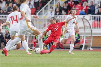 Amy Thompson soll im Angriff für Furore sorgen
