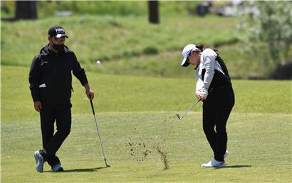 „An Etikette und klare Regeln ist man in der Golfwelt auch vor Corona gewöhnt gewesen“, erklärt die Clerfer Klubpräsidentin Romy Karier
