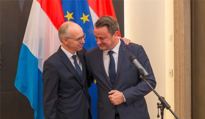 An Tag eins, nachdem der Durchmarsch der extremen Rechten in Frankreich verhindert werden konnte, macht Frieden sich „ein bisschen Sorgen“ über die Linken und Bettel warnt vor „einer unsicheren Situation in der ‚Assemblée nationale‘“
