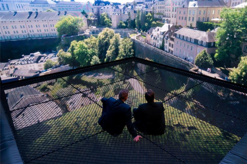 André Hansen, zuständiger Kommissar für die Expo 2025, und Erbgroßherzog Guillau...