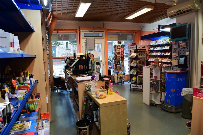 Angebot von A bis Z: Von der Annahmestelle für Lottoscheine bis zu Zeitungen und...