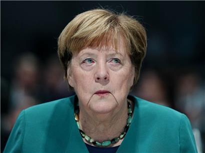 Angela Merkel spricht auf dem CDU-Bundesparteitag, ehemalige Bundeskanzlerin in politischer Sitzung