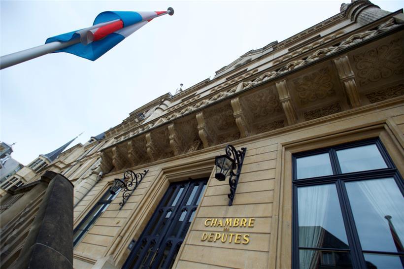 Angeordnete dürfen nicht zusätzlich einen Platz im Staatsrat oder in der Regierung haben
