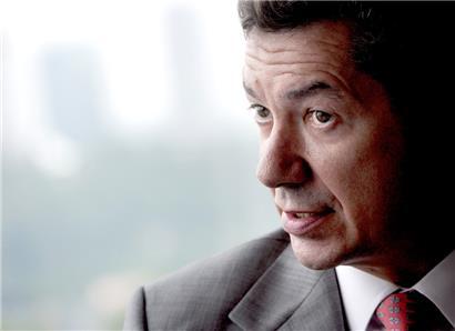 Angesichts der aktuellen Ereignisse sei es wichtig, gerade der jüngeren Generation etwas über die Zerbrechlichkeit der Welt mitzuteilen, sagte Bruno Théret während der Pressekonferenz am Donnerstag
