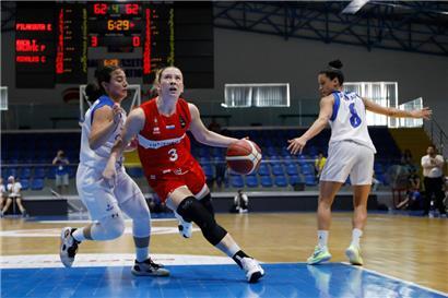 Anne Simon verlor zwar mit San Martino ihre erste Meisterschaftsbegegnung in der italienischen Serie A1, konnte bei ihrem Profidebüt aber überzeugen
