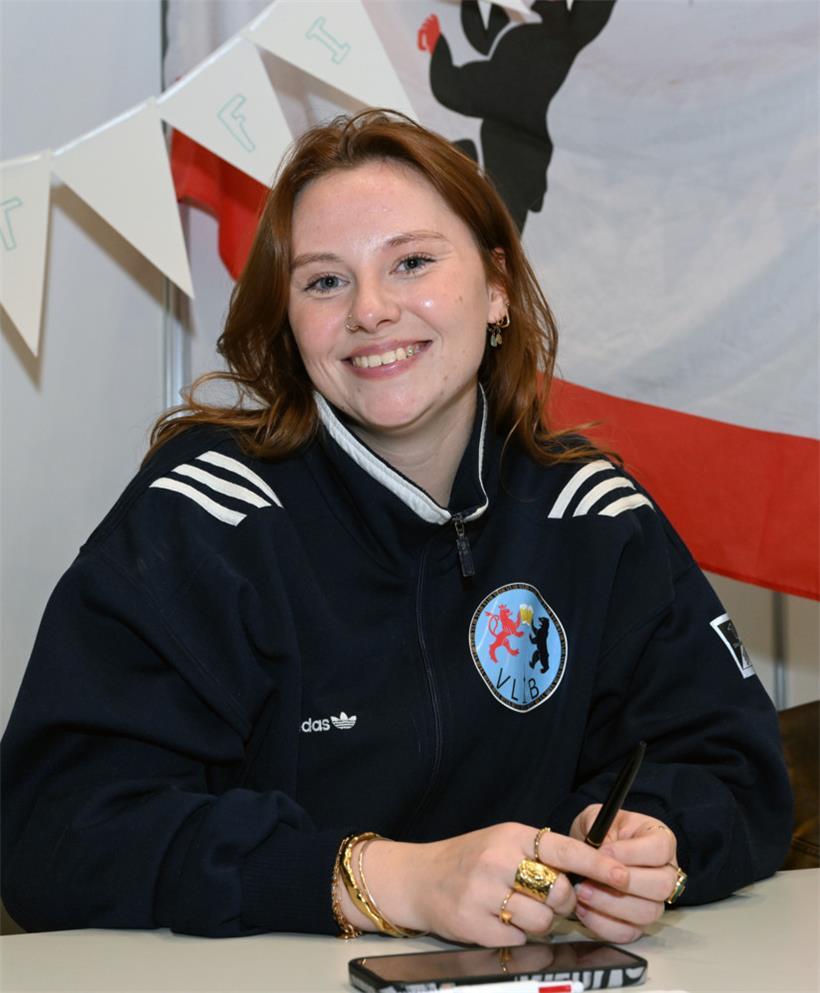 Annie Frick studiert Wirtschaft in Berlin