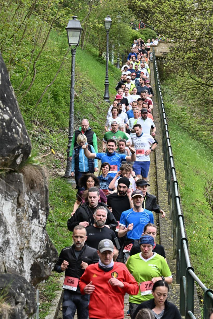 Anstiege und Bergab-Passagen machten nicht nur den Spitzenläufern zu schaffen