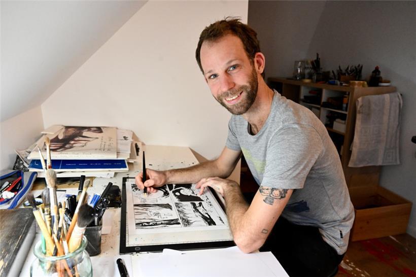 Antoine Grimée, dans son atelier
