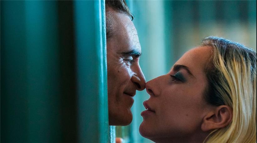 Arthur Fleck (Joaquin Phoenix) und Harley Quinn (Lady Gaga)
