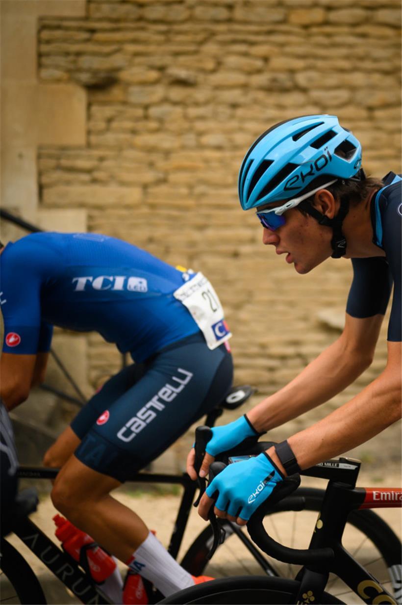 Arthur Kluckers ist aktuell auf Platz 11 der Tour de l’Avenir
