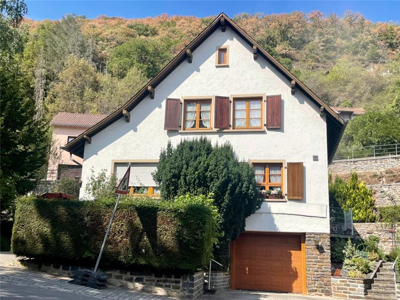 „Au bon repos“: Bergidylle unterhalb des Schlosses. Früher war dies eine Pension...