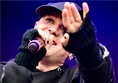 Au festival „Usina“ en 2024: Maz Univerze on stage
