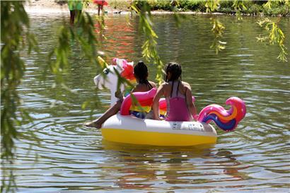 Auch auf dem Baggersee in Remerschen ist die Saison längst gestartet
