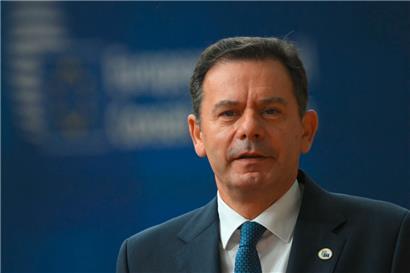 Auch das ist ein in Europa zu beobachtender Trend: Portugals konservativer Premierminister Luis Montenegro hatte versprochen keine gemeinsamen Sachen mit den Rechtspopulisten zu machen – und tut es doch…
