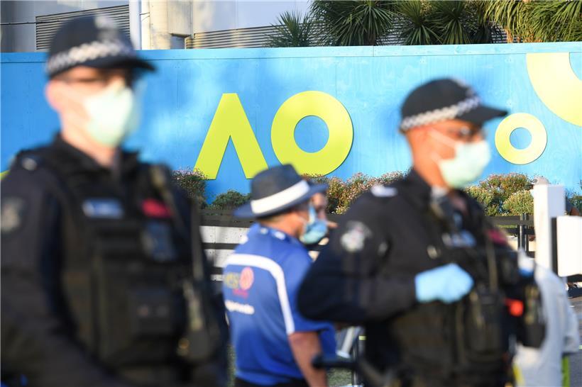 Auch der Sport ist betroffen: Die Australian Open sollen zwar weitergehen, allerdings ohne Zuschauer
