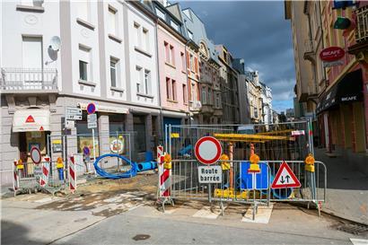 Auch im August werden die Baustellen wieder wie jeden Sommer für den „Congé collectif“ geschlossen. 
