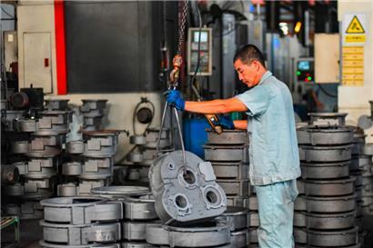 Auch in China stehen immer mehr ältere Menschen immer weniger arbeitenden jungen Menschen gegenüber
