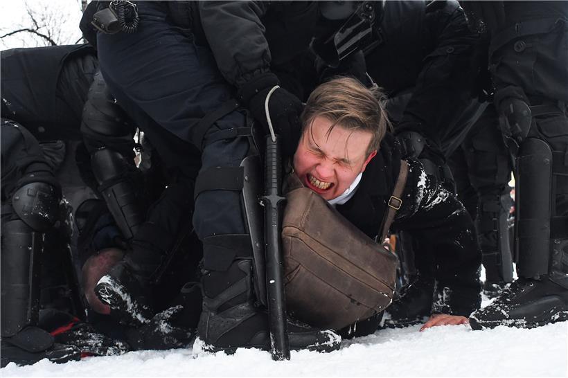 Auch in Sankt Petersburg wurde demonstriert – und auch hier reagierte die Staatsmacht brutal
