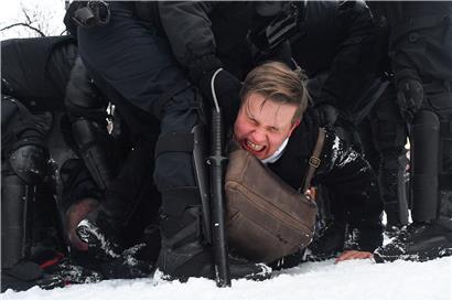 Auch in Sankt Petersburg wurde demonstriert – und auch hier reagierte die Staatsmacht brutal
