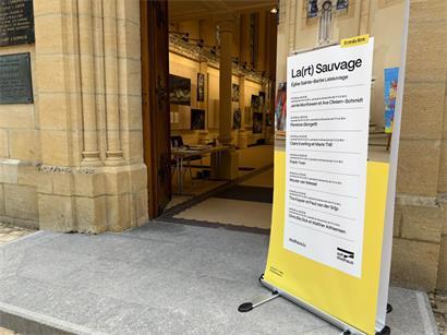 Auf Besucher der „Église Sainte-Barbe“ wartet an jedem Wochenende im August eine andere Ausstellung
