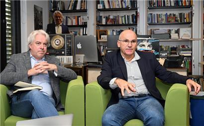 Auf Detektivarbeit: die Historiker Andreas Fickers (l.) und Denis Scuto vom Centre for Contemporary and Digital History (C2DH)
