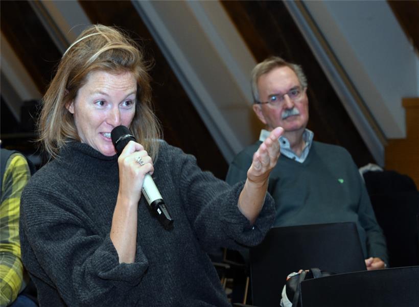 Auf Magendanes Vortrag folgten Fragen aus dem Publikum