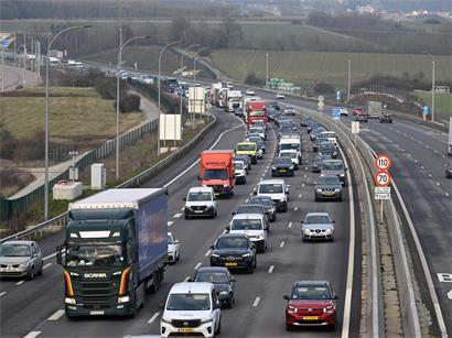 Auf belgischen Autobahnen gilt ab Mai: Wer keine Vignette hat, muss büßen