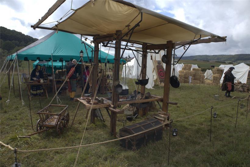 Auf dem Feld zwischen Butschebuerg und der rue de Manom hatten die Handwerker ih...