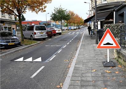 Auf dem Limpertsberg wurden bislang noch nicht alle geplanten Bremsschwellen auch umgesetzt
