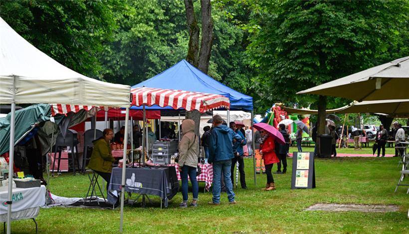 Auf dem weitläufigen Gelände entlang der Mosel ist noch viel Platz für Händler