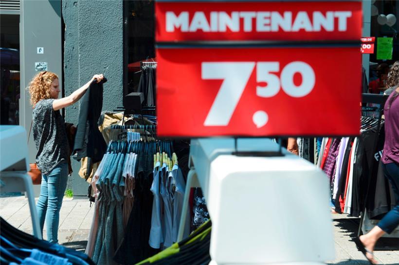 Auf den Straßen des Bahnhofsviertels und der Oberstadt kann man am Samstag shoppen
