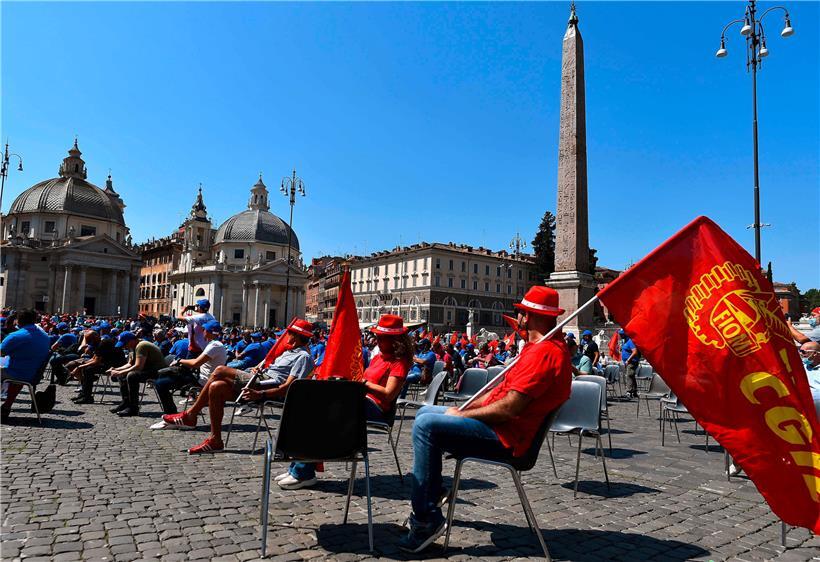 Auf der Piazza del Popolo wurde Corona-konform demonstriert

