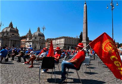 Auf der Piazza del Popolo wurde Corona-konform demonstriert
