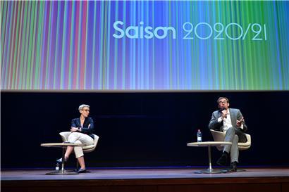 Auf der Pressekonferenz wurde auch das Programm der Philharmonie der nächsten Saison vorgestellt
