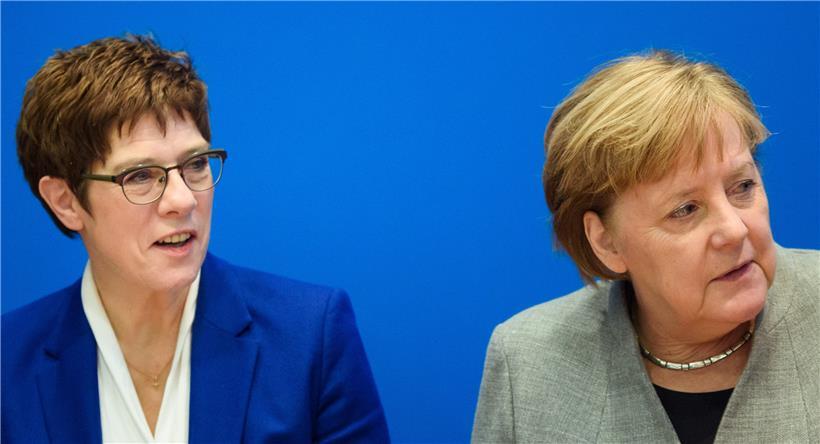 Auf der Suche nach einem geeigneten Kanzlerkandidaten für die CDU: Annegret Kramp-Karrenbauer und Kanzlerin Angela Merkel.
