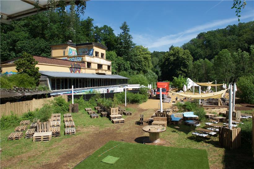 Auf der Zielgeraden: Am Mittwoch 16 Uhr eröffnet die Lounge Bar „The River“ auf dem Gelände der „Gantebeensmillen“
