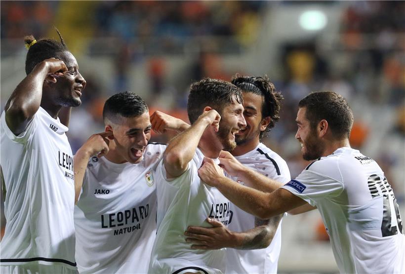 Auf diesem Foto feiern die Düdelinger das zwischenzeitliche 2:0 durch Antoine Bernier gegen Apoel Nikosia
