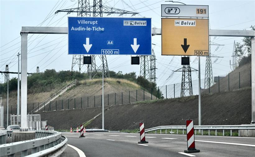Auf einem Straßenschild bei Belval heißt es derzeit „Audin“-le-Tiche statt Audun-le-Tiche
