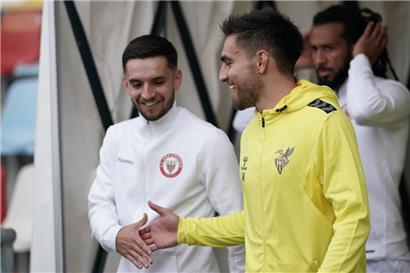 Auf geht’s zum Brüder-Duell: Alex Sacras (l., Strassen) gegen Cédric Sacras (Niederkorn)
