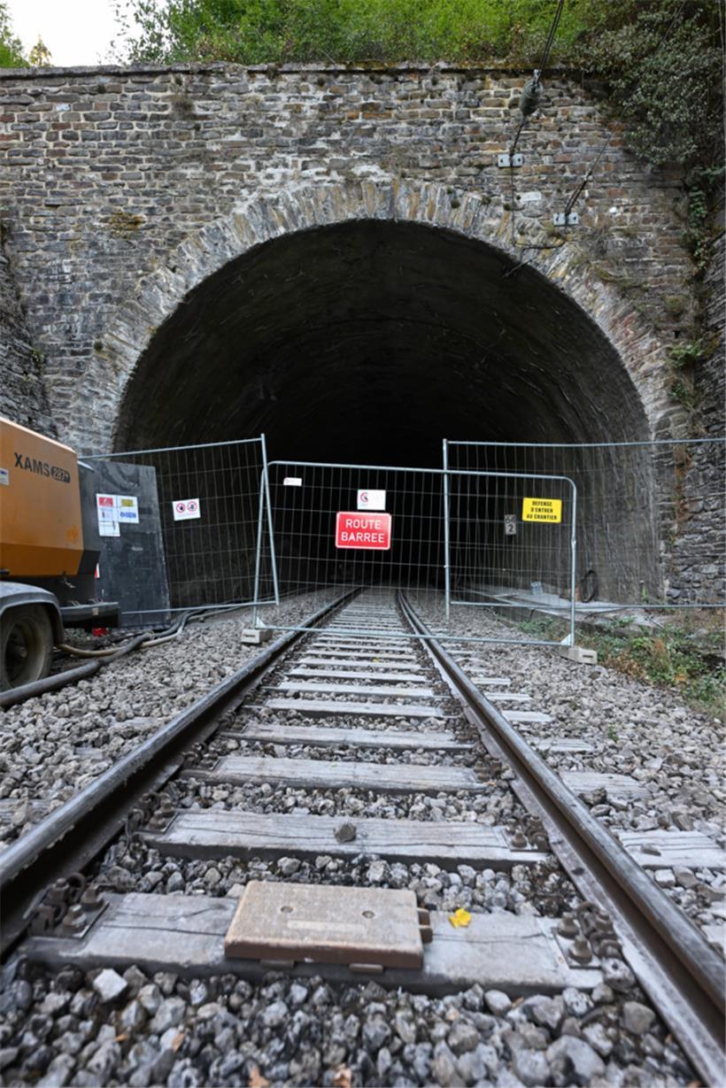 Auf insgesamt vier Metern stürzte die Decke des Tunnels Schieburg ein
