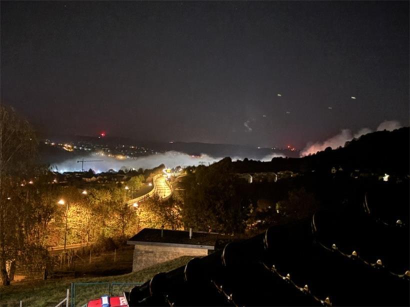 Aufgrund der großen Rauchwolke nach dem Großbrand wurde ein LU-Alert ausgelöst