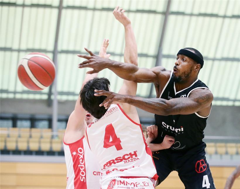 Aufgrund seiner starken Leistung konnte man sich fragen, ob Denell Stephens in den Jungbrunnen gefallen war
