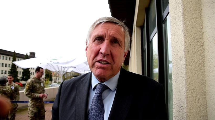 Aus Luxemburg reiste Verteidigungsminister François Bausch nach Ramstein
