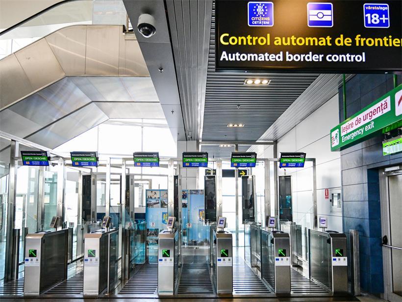 Können sie nicht lesen? E-Gates können Probleme mit dem neuen Luxemburger Pass haben Automatische Grenzkontrolle in Rumänien (Symbolfoto): „Leseprobleme“ am Grenzposten